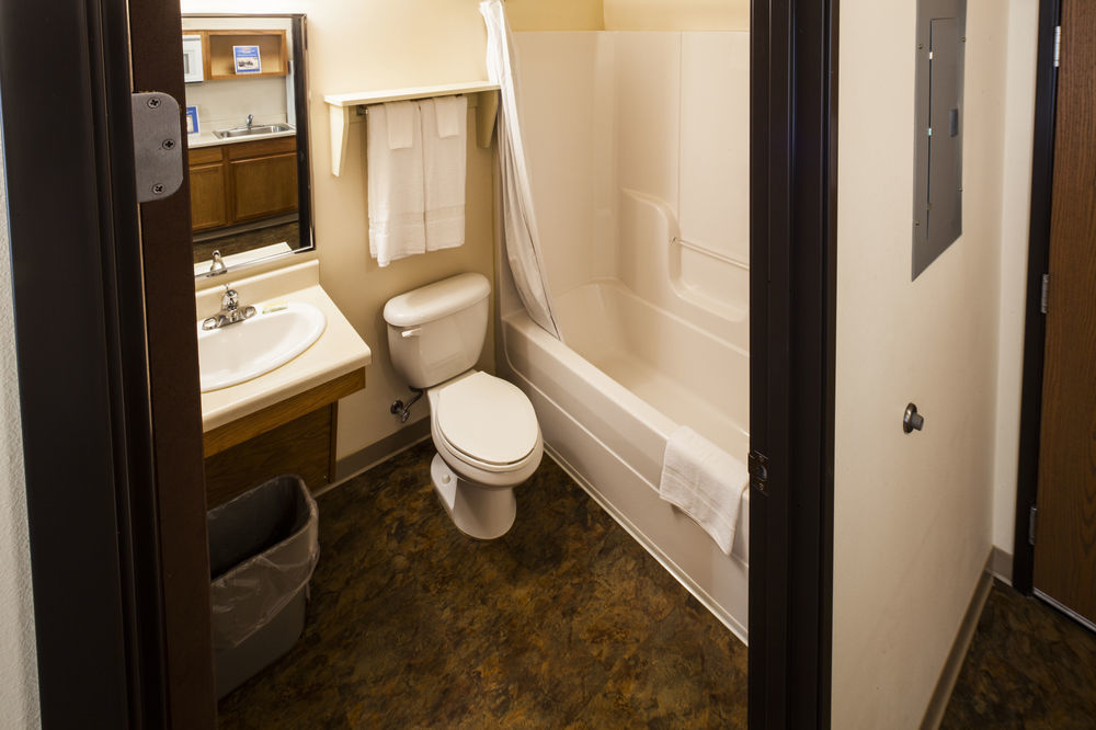 Woodspring Allentown Hotel 2*