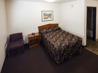 Woodspring Allentown Hotel